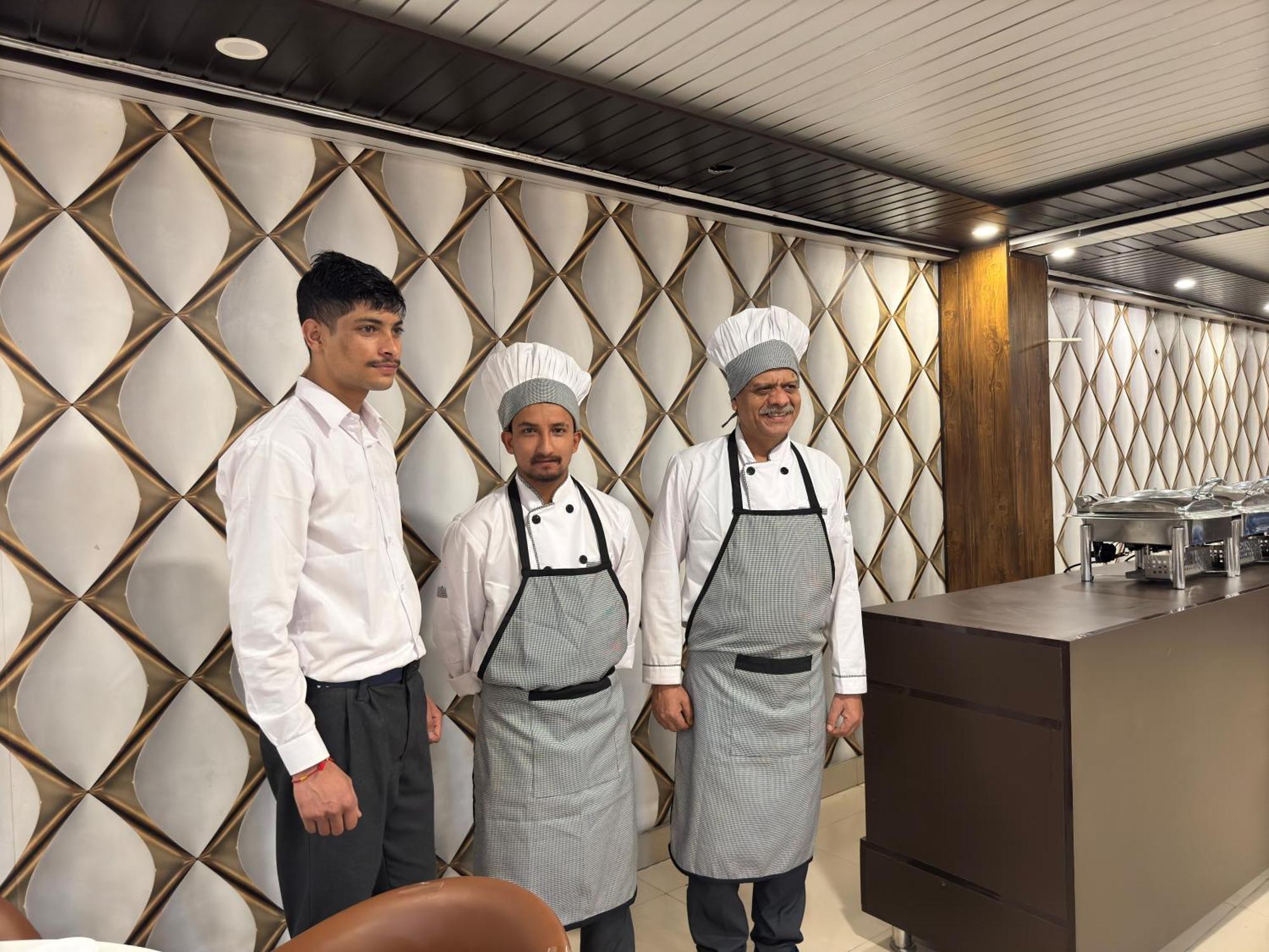 Ab'S Abode-A Boutique Hotel Массури Экстерьер фото