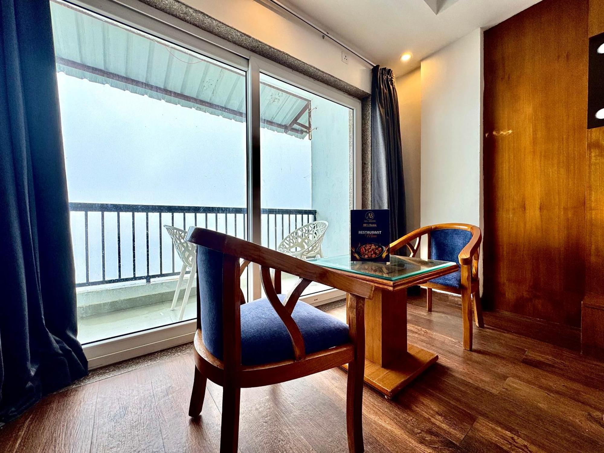 Ab'S Abode-A Boutique Hotel Массури Экстерьер фото